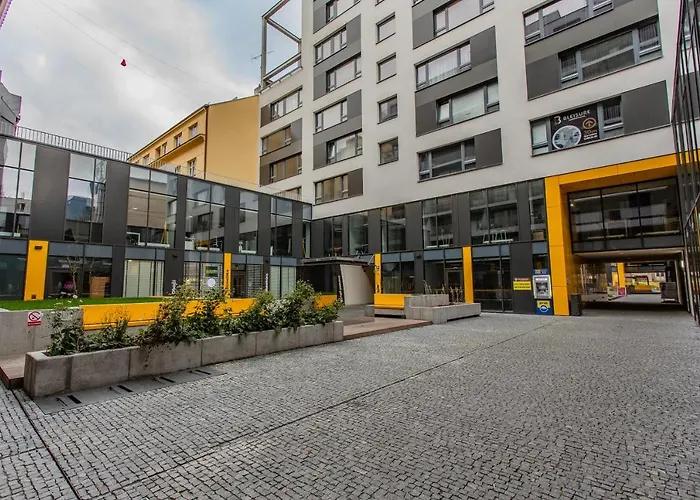 Appartement Spacious Terrace With Free Private Parking *